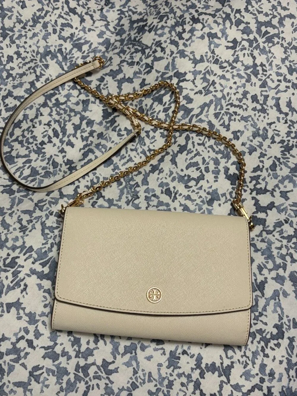 Tory Burch leather crossbody wallet